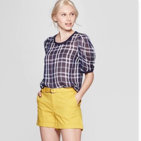 A New Day Sheer shortsleeved Blouse - Picture 2 of 7